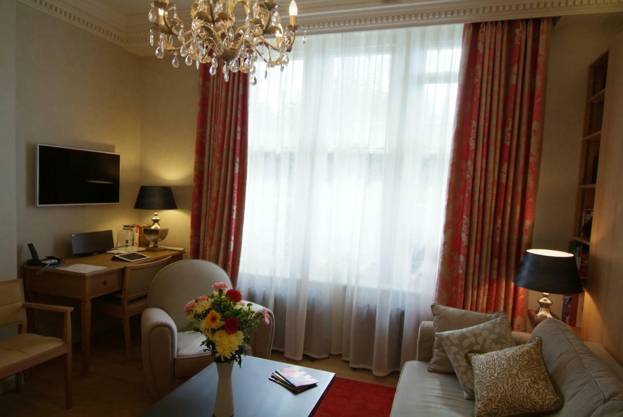 Chelsea: Exceptional 1Br W/Views Of The River Thames & Battersea Park Apartment London Exterior photo